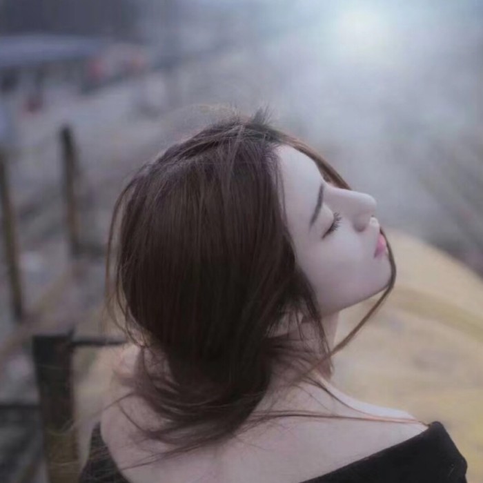 下司泰弘 - 游戏直播实时在线观看 - 小程序看视频